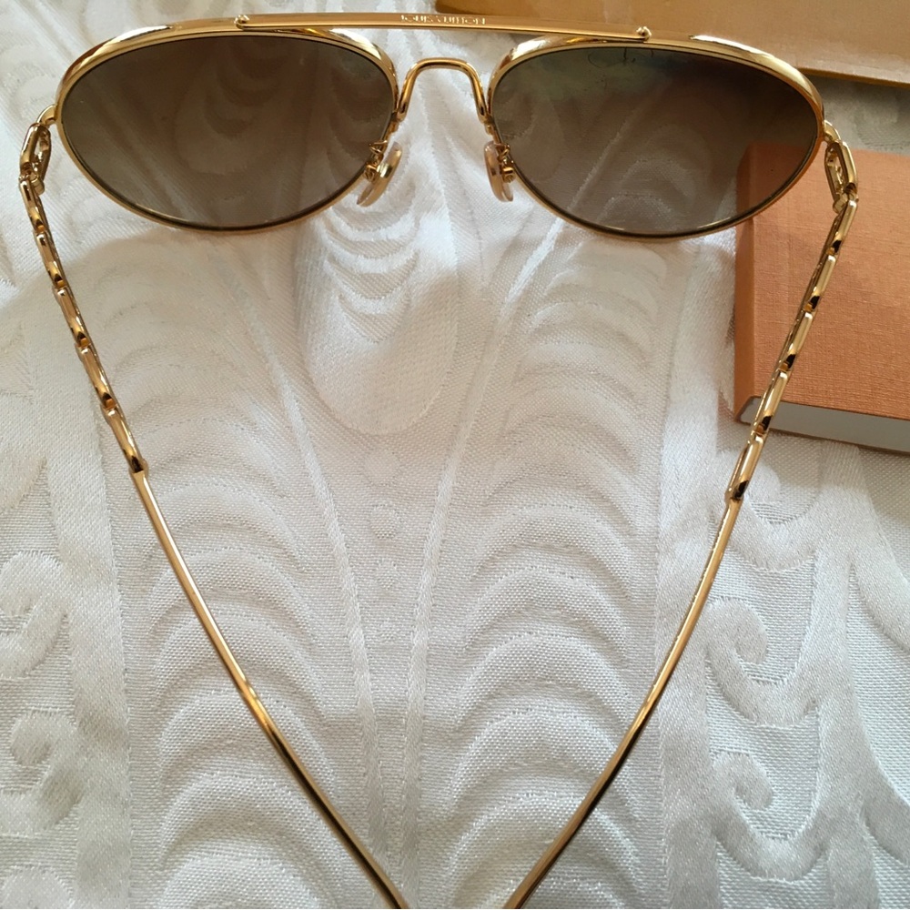 Louis Vuitton Authentic PilotGold Frame Brown Lens Sunglasses with Chain Temples - Picture 8 of 16